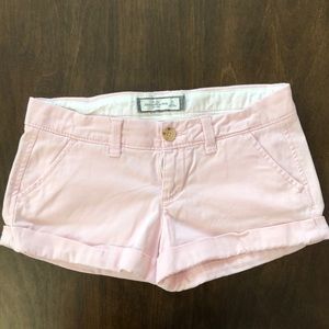 Abercrombie & Fitch pink cuffed shorts size 00